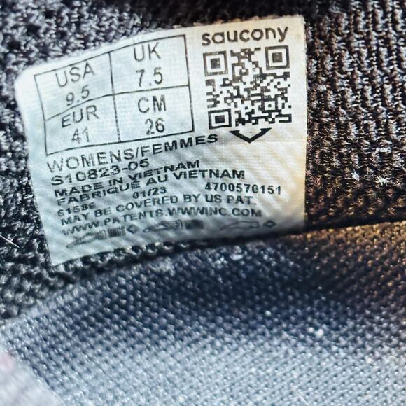 Saucony Shoes Womens 9.5 Black White Mesh Kinvara 14 Running Athletic Sneakers - Picture 9 of 10